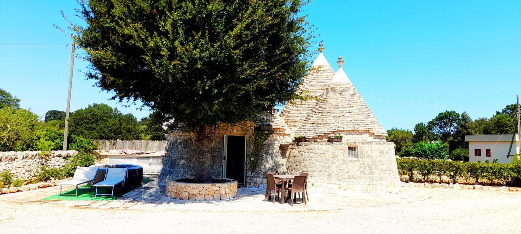 Trullo Roverella Locorotondo Exterior photo